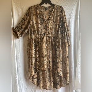 Torrid sheer snake print babydoll tunic top. High low. Size 2 or 18/20